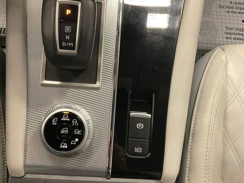 Used 2022 Mitsubishi Outlander SEL AWD/4WD image 22