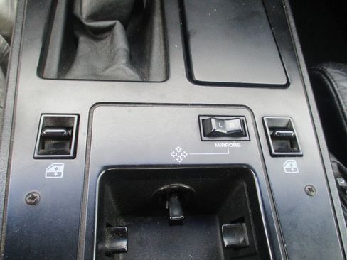 Used 1988 Chevrolet Corvette Coupe RWD image 20