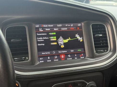 Used 2019 Dodge Charger Scat Pack w/ Technology Group RWD image 27