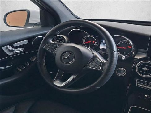 Used 2018 Mercedes-Benz GLC 300 image 25