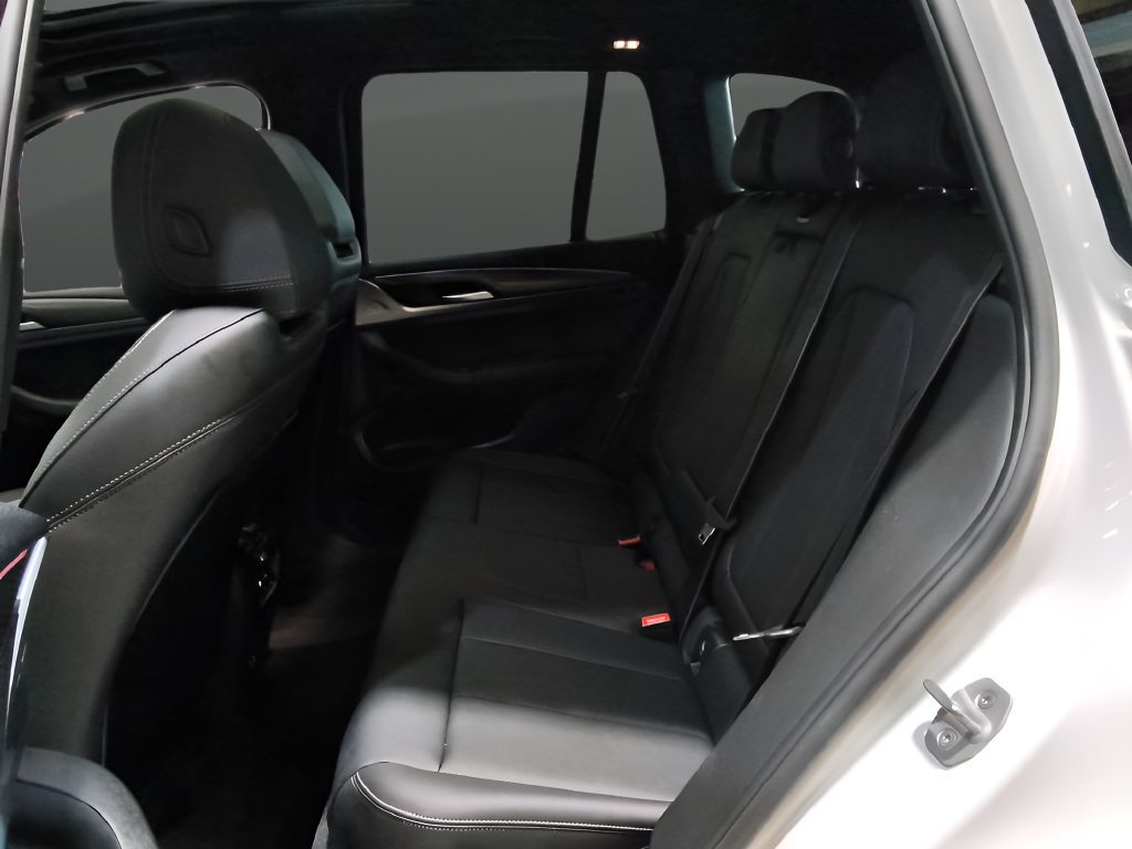 Used 2024 BMW X3 xDrive30i AWD/4WD image 25