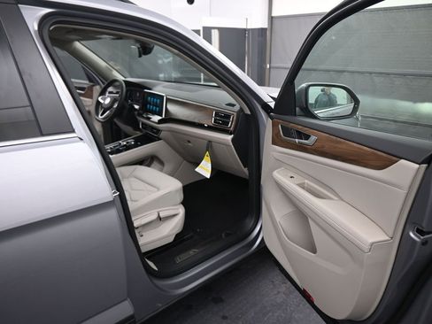 New 2026 Volkswagen Atlas SE AWD/4WD image 43