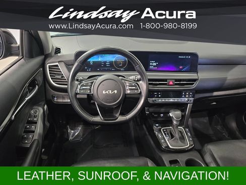 Used 2024 Kia Seltos SX w/ SX Sunroof Package AWD/4WD image 12