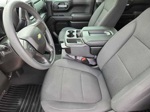 Used 2021 Chevrolet Silverado 1500 Custom AWD/4WD image 9