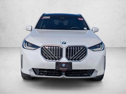 Used 2025 BMW X3 xDrive30 w/ Convenience Package AWD/4WD image 2