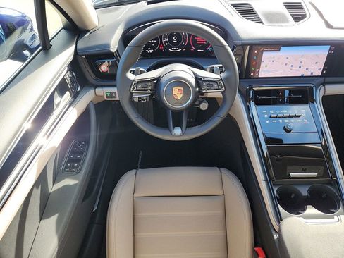 New 2026 Porsche Panamera 4 image 10