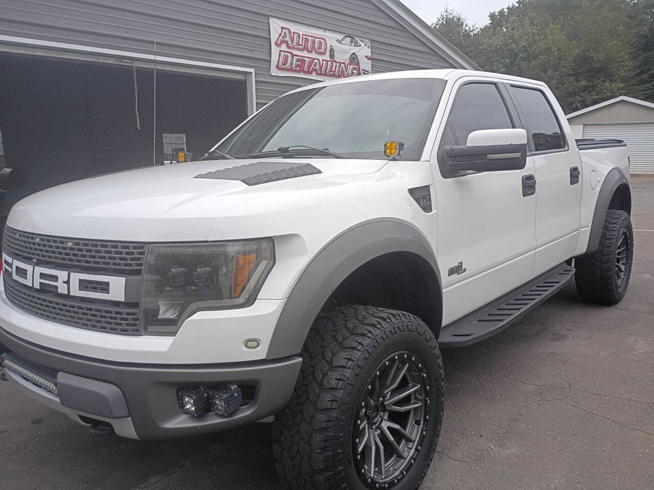 Used 2013 Ford F150 Raptor w/ Luxury Equipment Group AWD/4WD image 2
