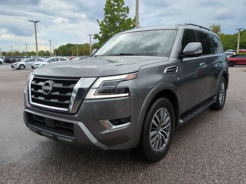 Used 2022 Nissan Armada SL RWD image 2
