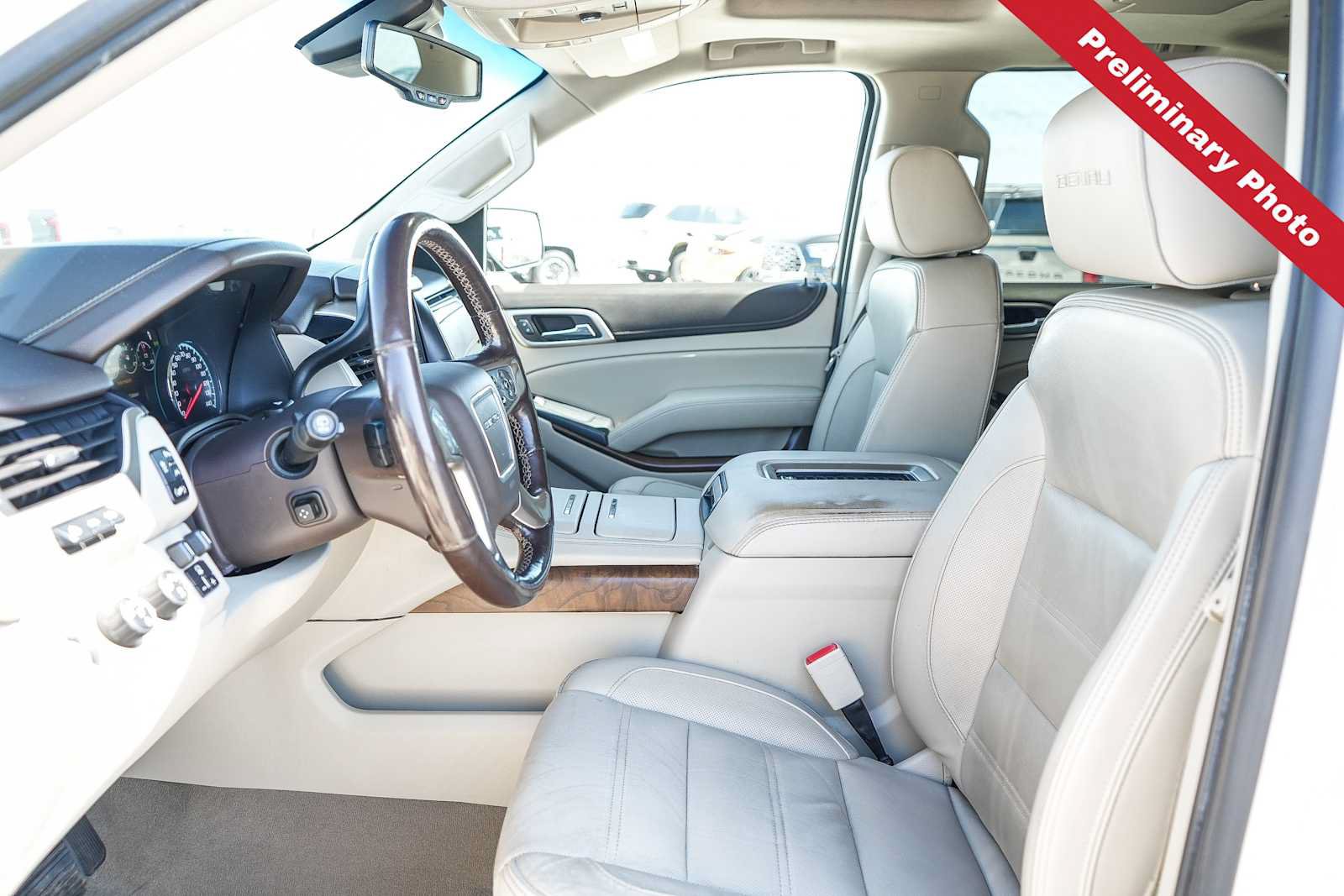 Used 2019 GMC Yukon XL Denali w/ Open Road Package AWD/4WD image 13