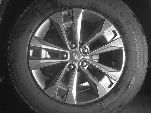 Used 2025 Chevrolet Equinox LT image 13