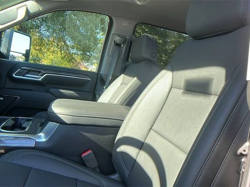 New 2026 Chevrolet Silverado 3500 LTZ w/ LTZ Plus Package image 15