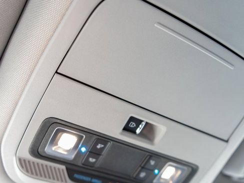 Used 2022 Ford F150 XLT w/ Equipment Group 302A High image 31