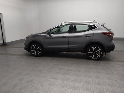 Used 2020 Nissan Rogue Sport SL w/ Premium Package image 3