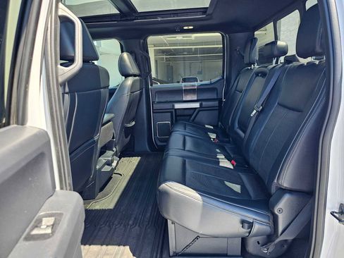 Used 2024 Ford F250 Lariat w/ Black Appearance Package AWD/4WD image 16