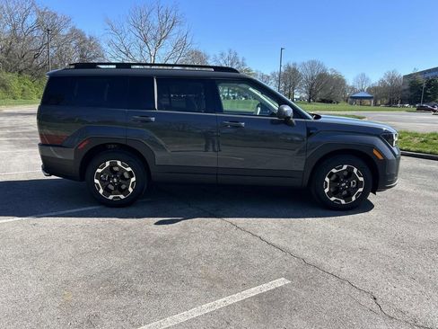 Used 2025 Hyundai Santa Fe SEL image 8