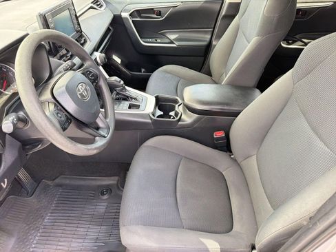 Used 2019 Toyota RAV4 LE w/ All Weather Liner Package AWD/4WD image 5