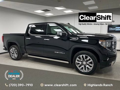 Used 2025 GMC Sierra 1500 Denali w/ Denali Reserve Package AWD/4WD image 1