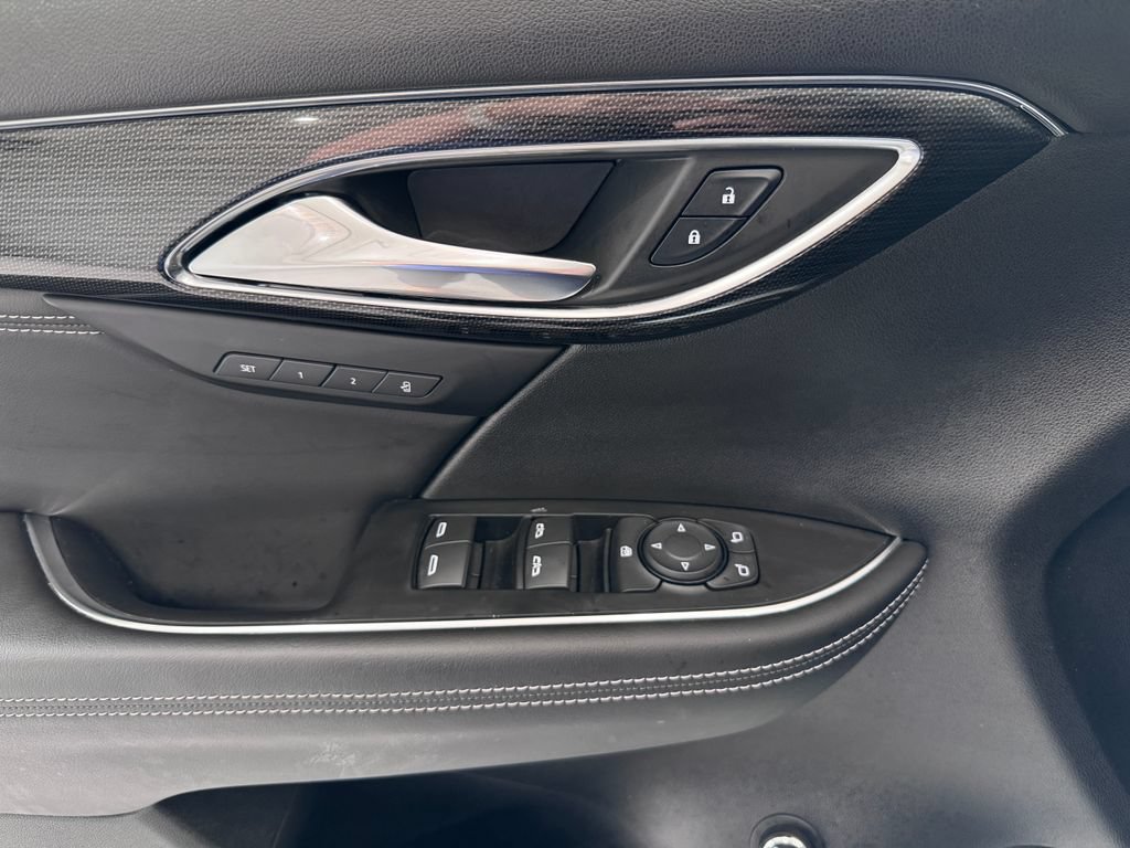 Certified 2023 Buick Envision Essence AWD/4WD image 25