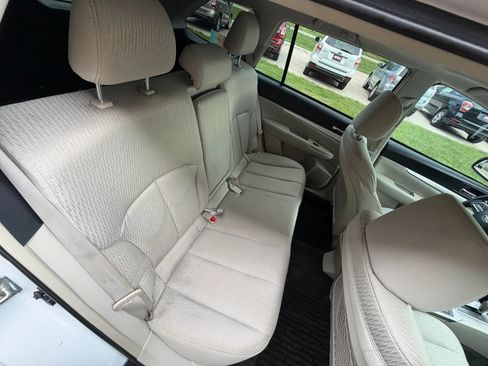 Used 2012 Subaru Outback 2.5i Premium AWD/4WD image 18