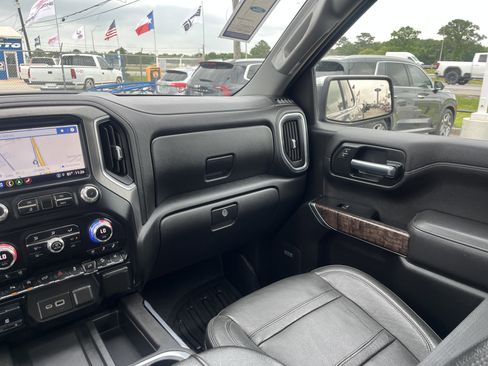 Used 2021 GMC Sierra 1500 Denali w/ Denali Ultimate Package AWD/4WD image 19