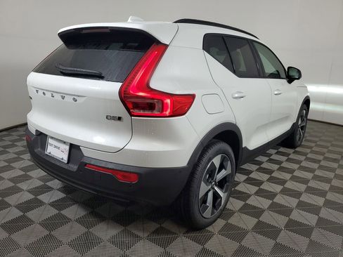 New 2026 Volvo XC40 B5 Plus w/ Protection Package Premier AWD/4WD image 6