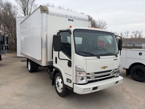 New 2025 Chevrolet Low Cab Forward RWD image 7
