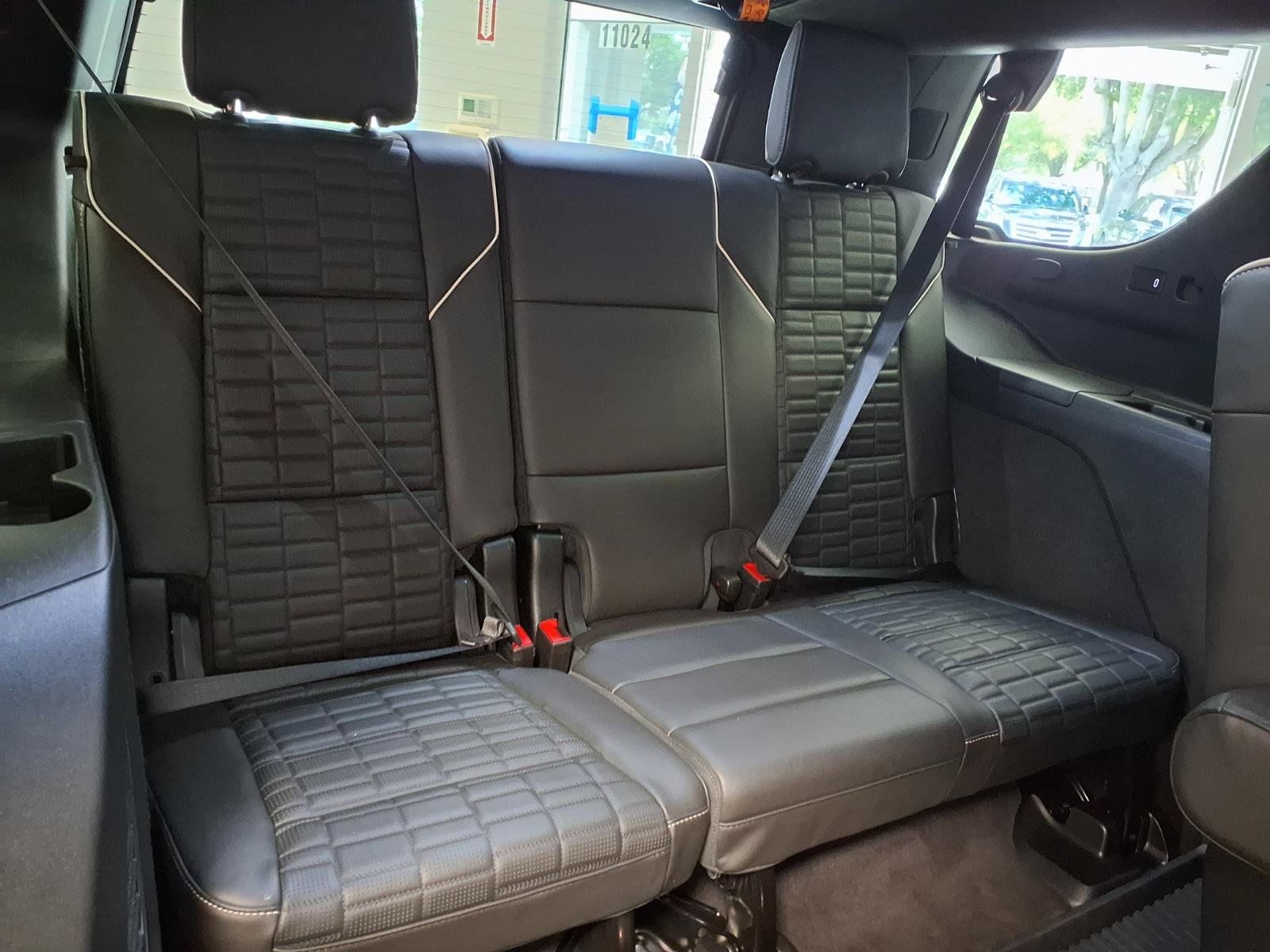 Certified 2023 Cadillac Escalade V w/ LPO, ONYX Package AWD/4WD image 16