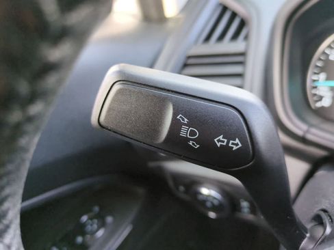 Used 2020 Ford EcoSport SE w/ SE Convenience Package image 28