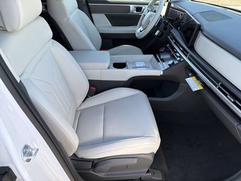 Certified 2026 Hyundai Santa Fe SEL AWD/4WD image 16