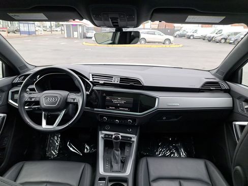 Used 2024 Audi Q3 2.0T Premium AWD/4WD image 18