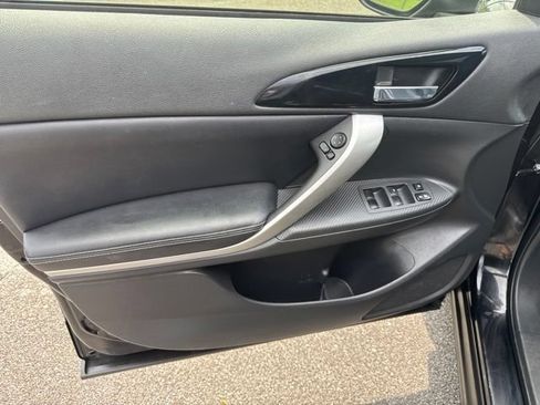 Used 2022 Mitsubishi Eclipse Cross SE FWD image 14