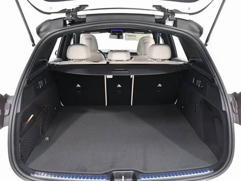 Certified 2025 Mercedes-Benz GLC 300 4MATIC image 7