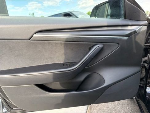 Used 2022 Tesla Model 3 Long Range AWD/4WD image 21