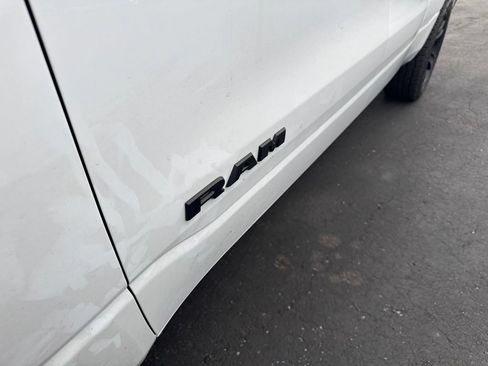 Used 2021 RAM 1500 Big Horn AWD/4WD image 14