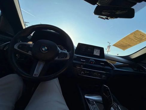 Used 2018 BMW 530e image 9