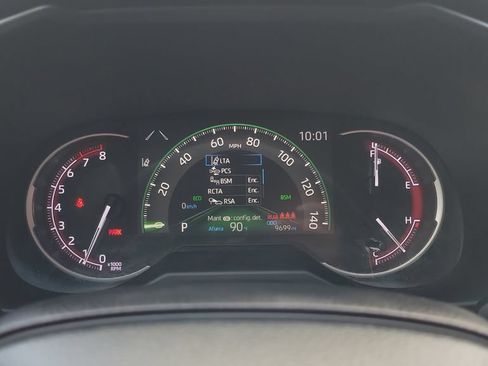 Used 2025 Toyota RAV4 LE FWD image 21