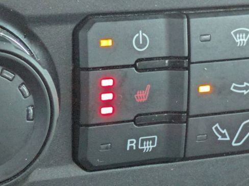 Used 2022 Ford F250 XLT w/ XLT Premium Package image 23