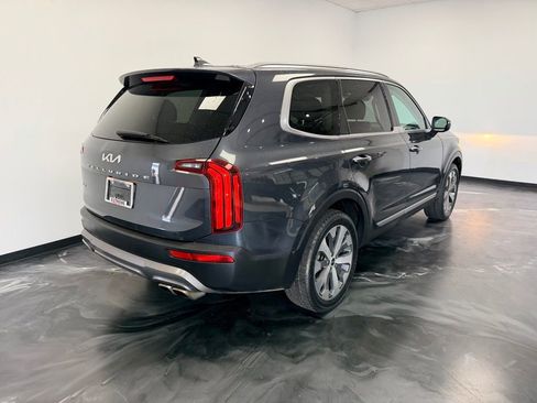 Used 2022 Kia Telluride S AWD/4WD image 25