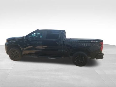 Used 2019 Chevrolet Silverado 1500 Custom w/ Custom Value Package image 8