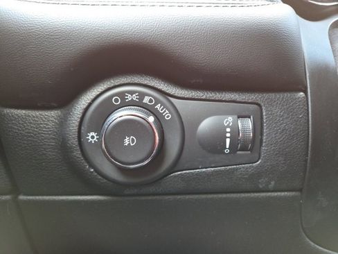 Used 2022 Dodge Durango GT image 57