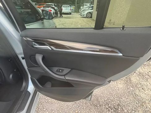 Used 2018 BMW X1 sDrive28i w/ Convenience Package FWD image 13
