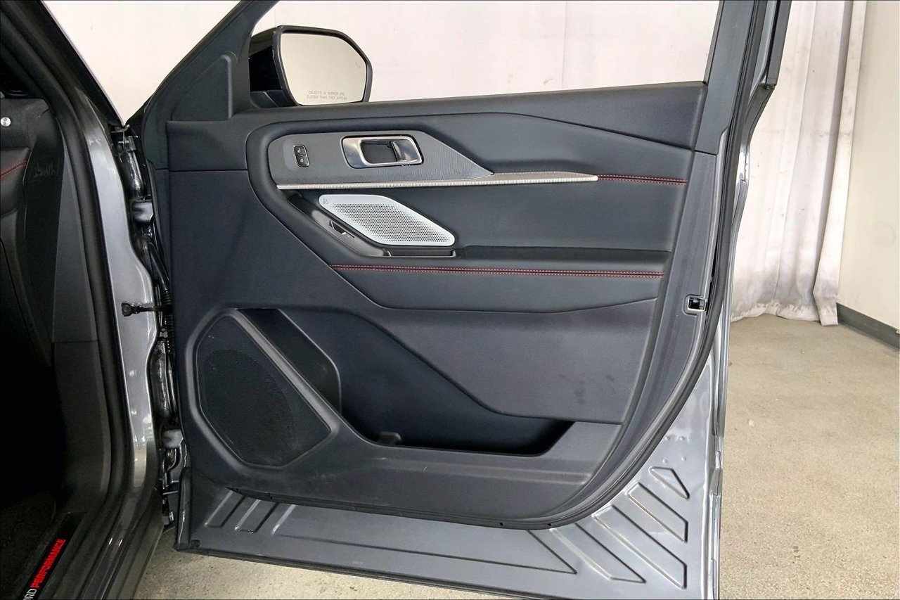 Used 2025 Ford Explorer ST w/ Sun And Sound Package AWD/4WD image 25
