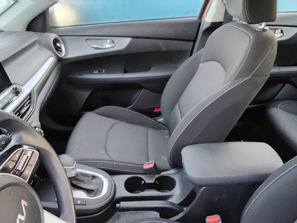 Used 2021 Buick Encore GX Select FWD image 9