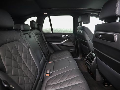 Certified 2025 BMW X5 xDrive50e image 27