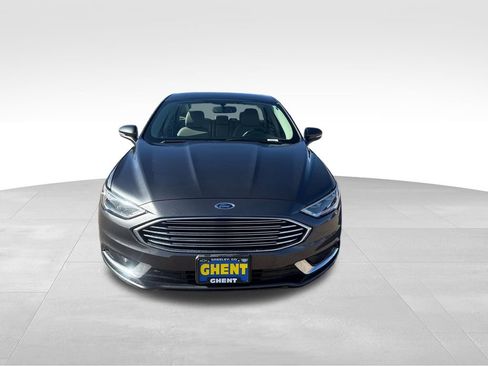 Used 2018 Ford Fusion SE image 9