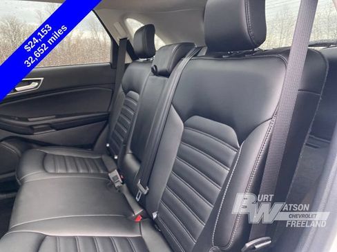 Used 2022 Ford Edge SEL w/ Convenience Package AWD/4WD image 17