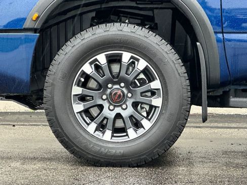 Used 2024 Nissan Titan PRO-4X image 26
