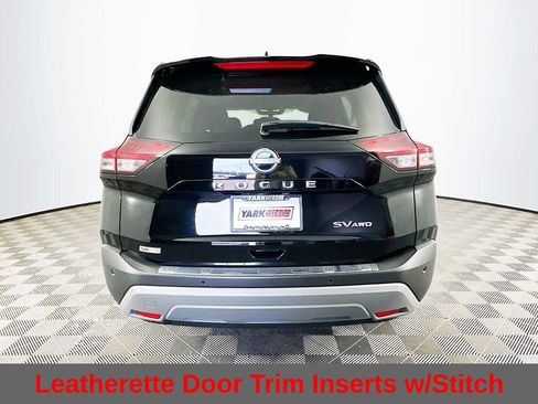 Certified 2023 Nissan Rogue SV w/ SV Premium Package image 11