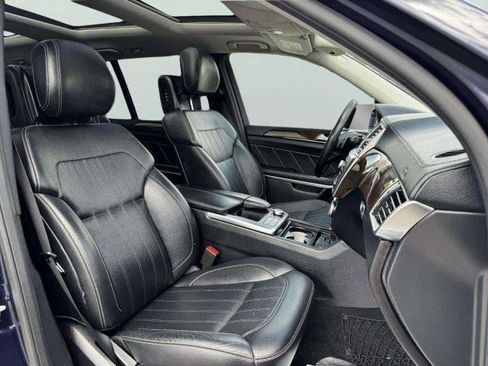 Used 2014 Mercedes-Benz GL 450 4MATIC image 53