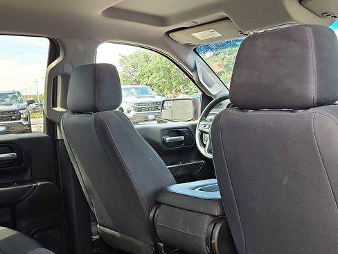 Used 2019 GMC Sierra 1500 4x4 Crew Cab w/ Convenience Package image 17